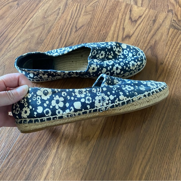 Tory Burch size 7 espadrilles - Picture 2 of 14